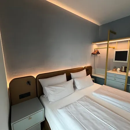 Hotel Lint 3*